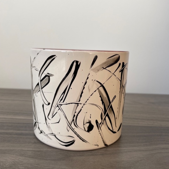 Hand Painted Abstract Designed Mug - Picture 6 of 7